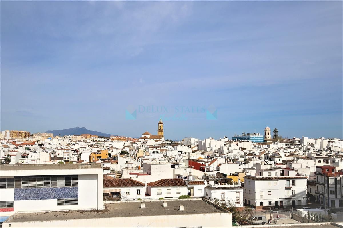 Apartment for sale in Estepona