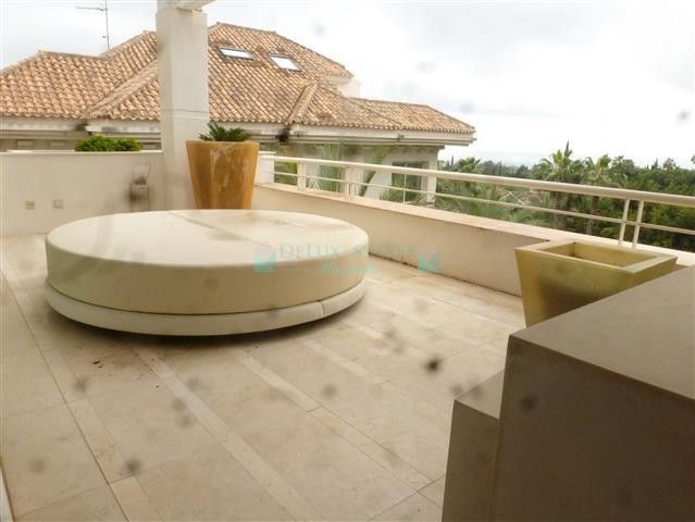 Penthouse for sale in Marbella Golden Mile