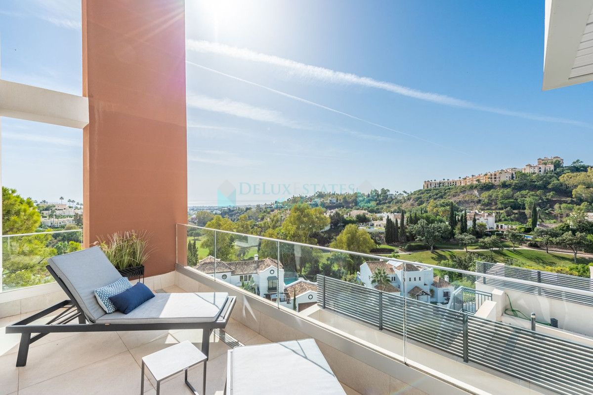 Apartment for sale in La Quinta, Benahavis