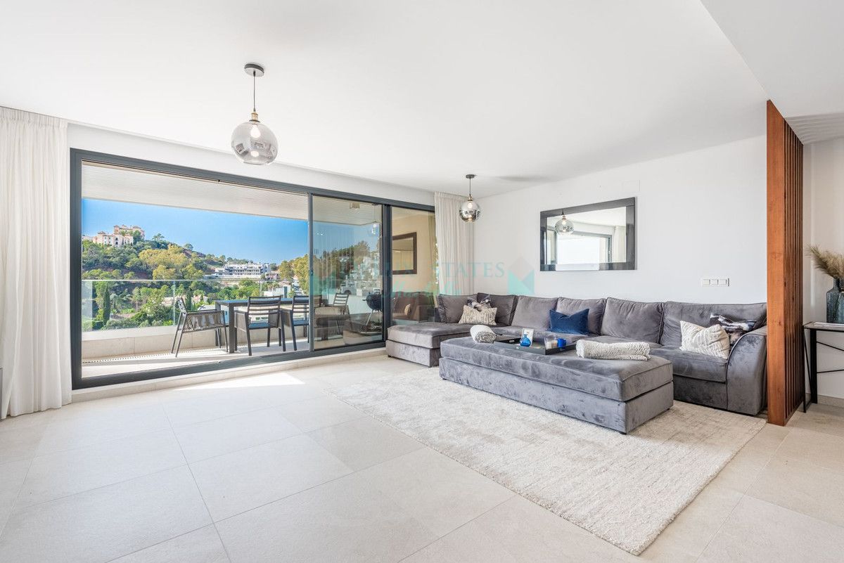 Apartment for sale in La Quinta, Benahavis