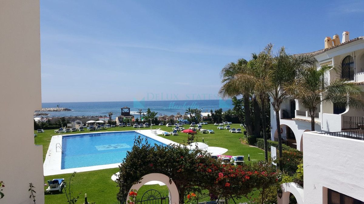 Ground Floor Apartment for sale in Cabopino, Marbella East