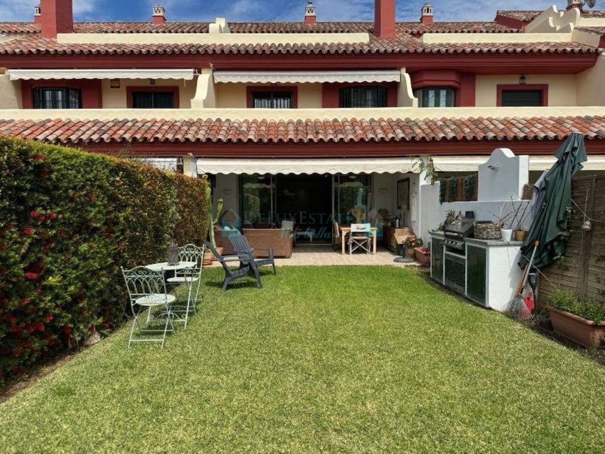 Adosado en venta en Marbella Golden Mile