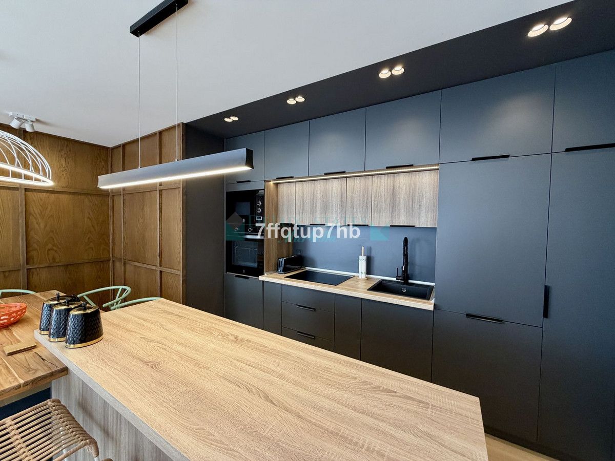 Penthouse for sale in Estepona