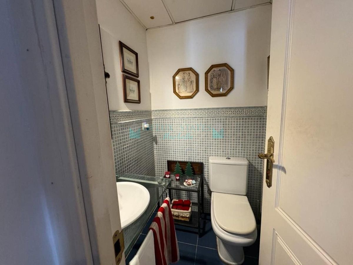 Town House for rent in Nueva Andalucia