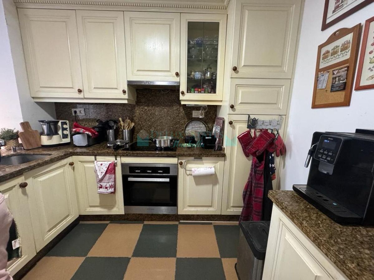 Town House for rent in Nueva Andalucia