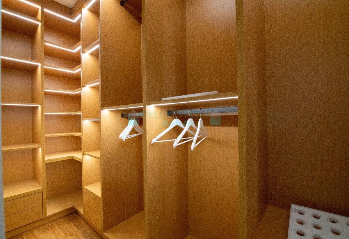 Apartamento en venta en Marbella - Puerto Banus