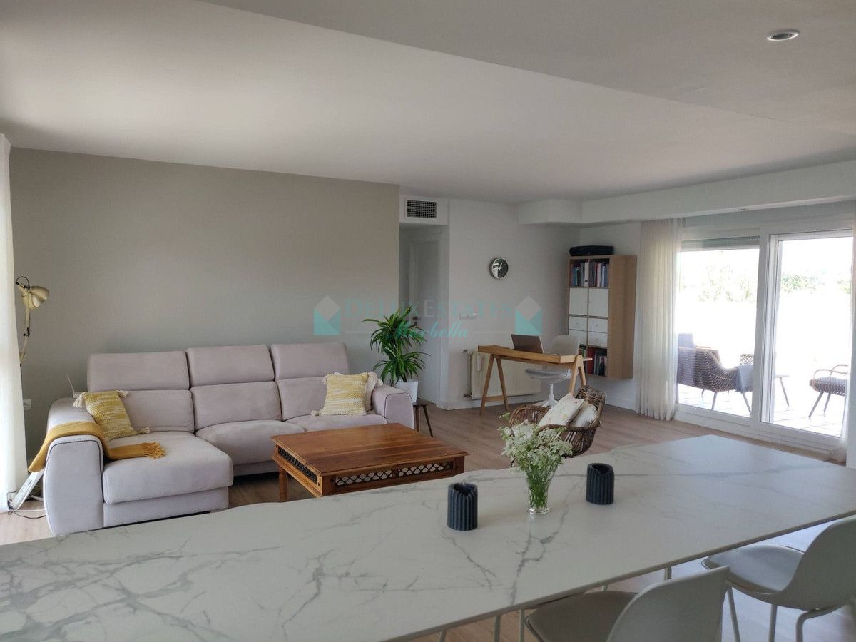 Penthouse for rent in Guadalmina Alta, San Pedro de Alcantara