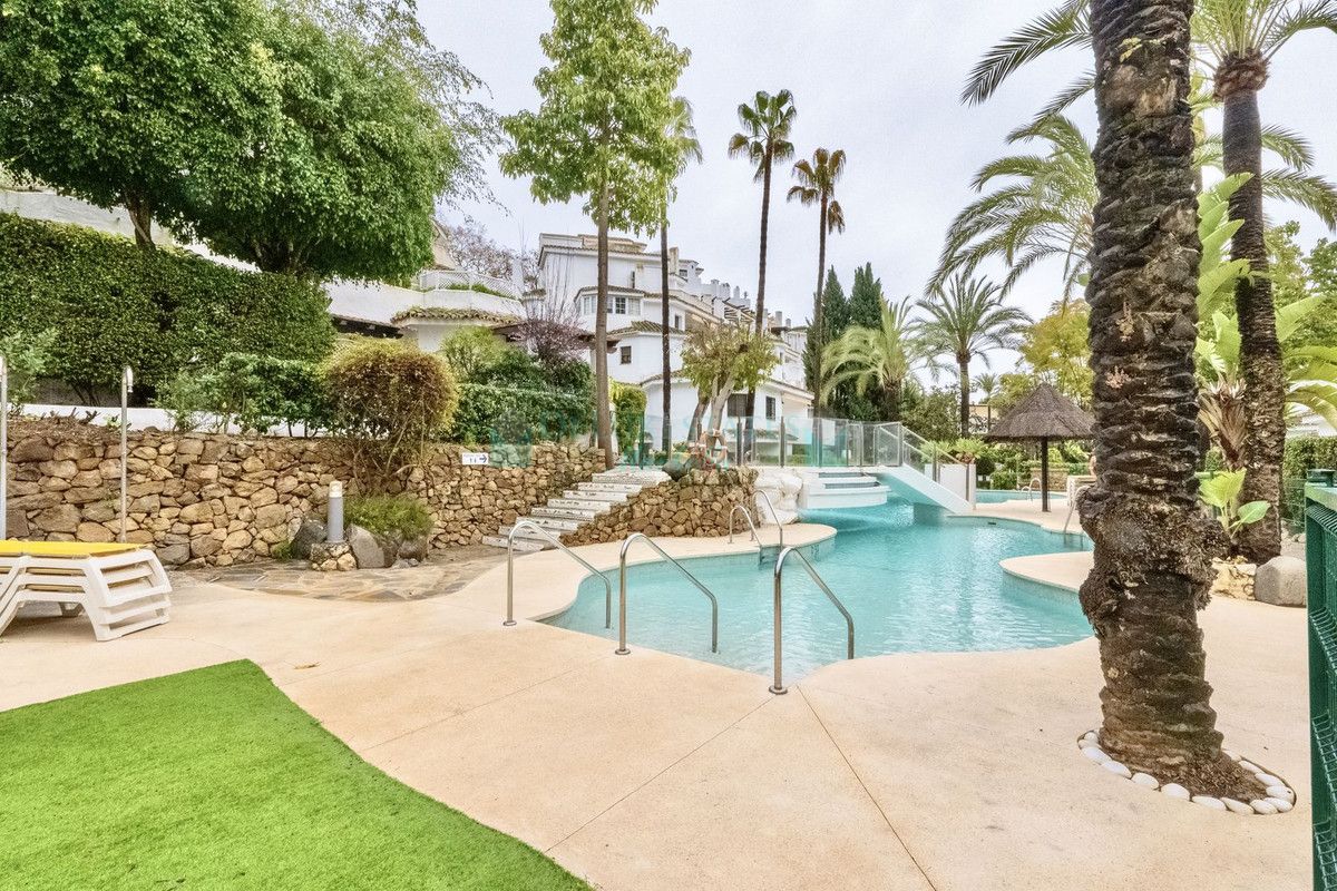 Ground Floor Apartment for rent in Las Chapas, Marbella East