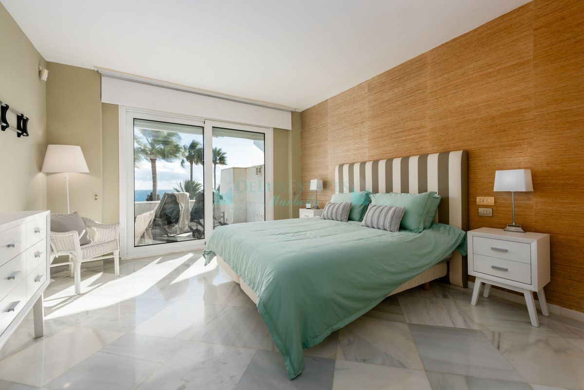 Penthouse for sale in Marbella - Puerto Banus