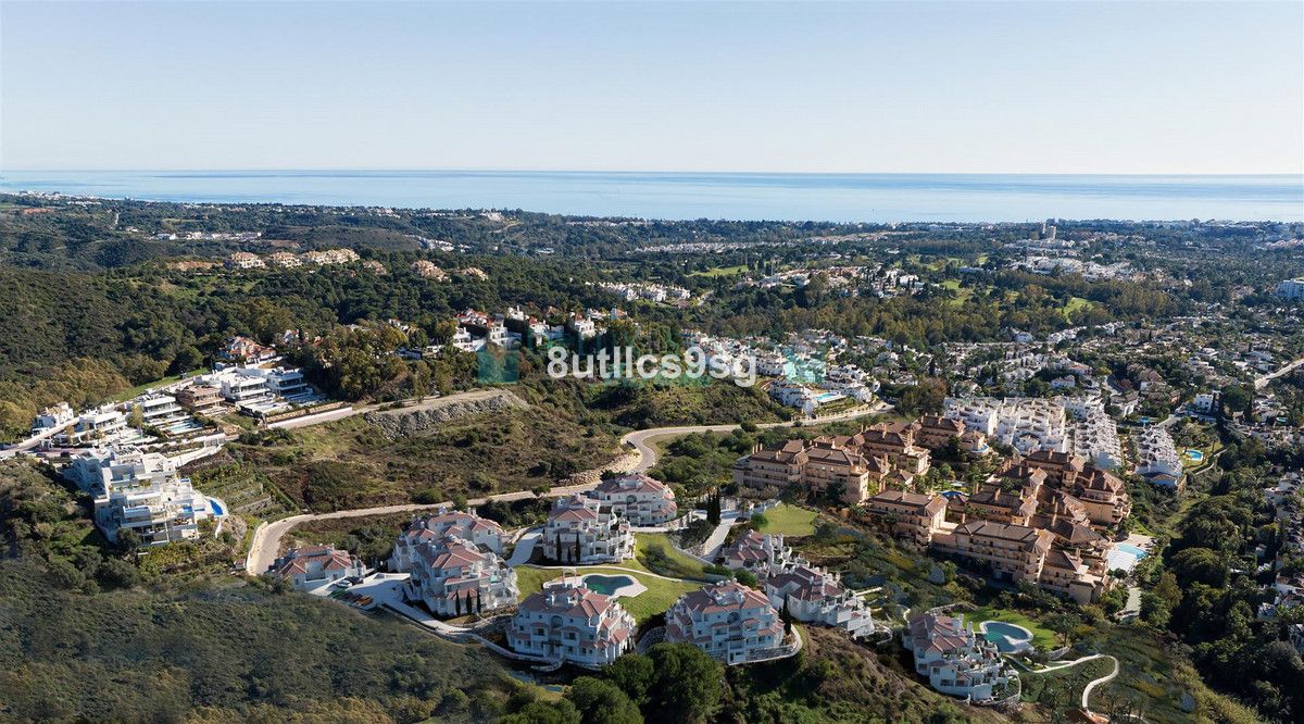 Apartment for sale in Aloha, Nueva Andalucia