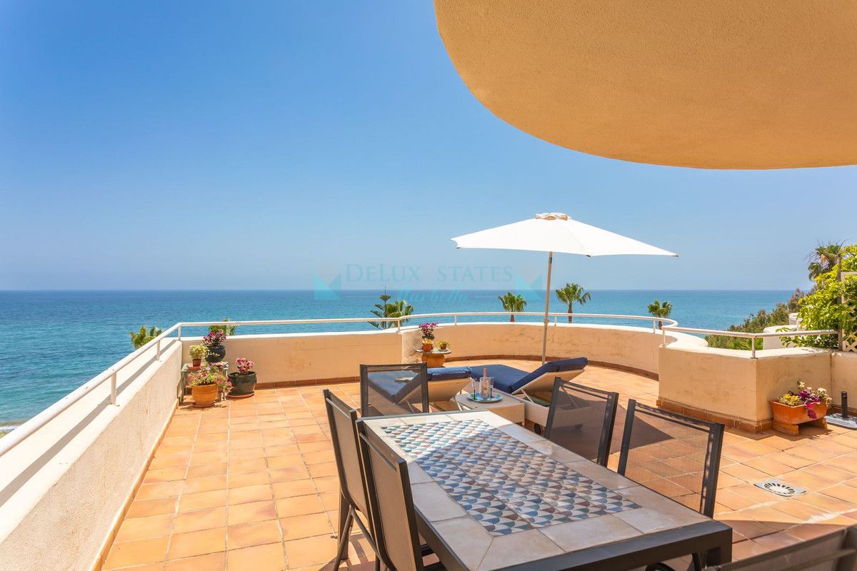 Apartment for sale in Estepona