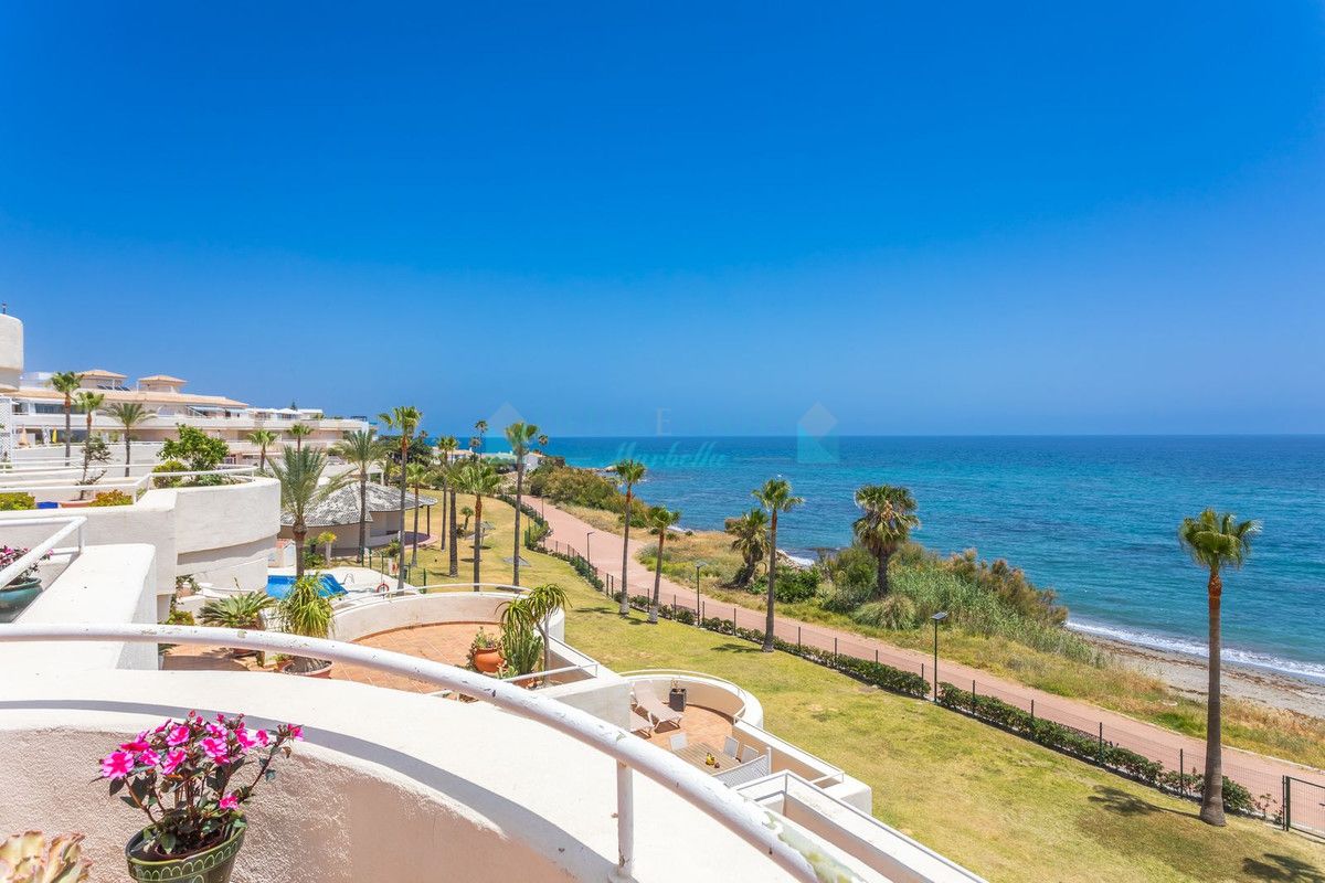 Apartment for sale in Estepona