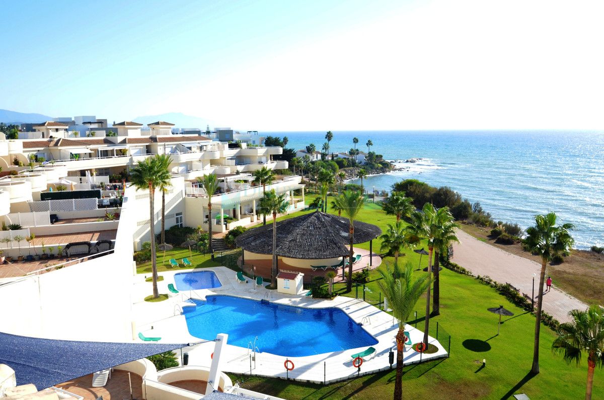 Apartment for sale in Estepona