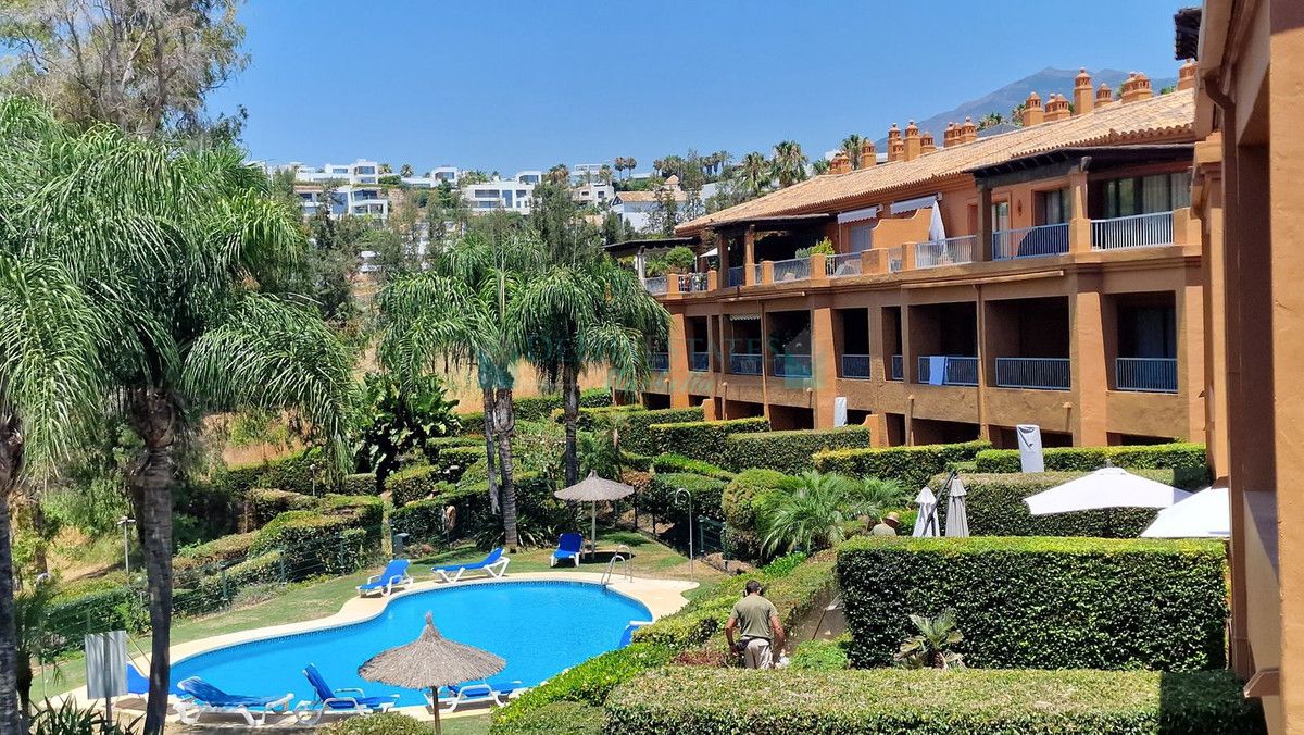Apartment for rent in Estepona
