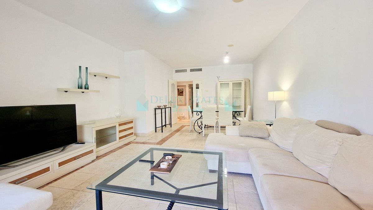 Apartment for rent in Estepona