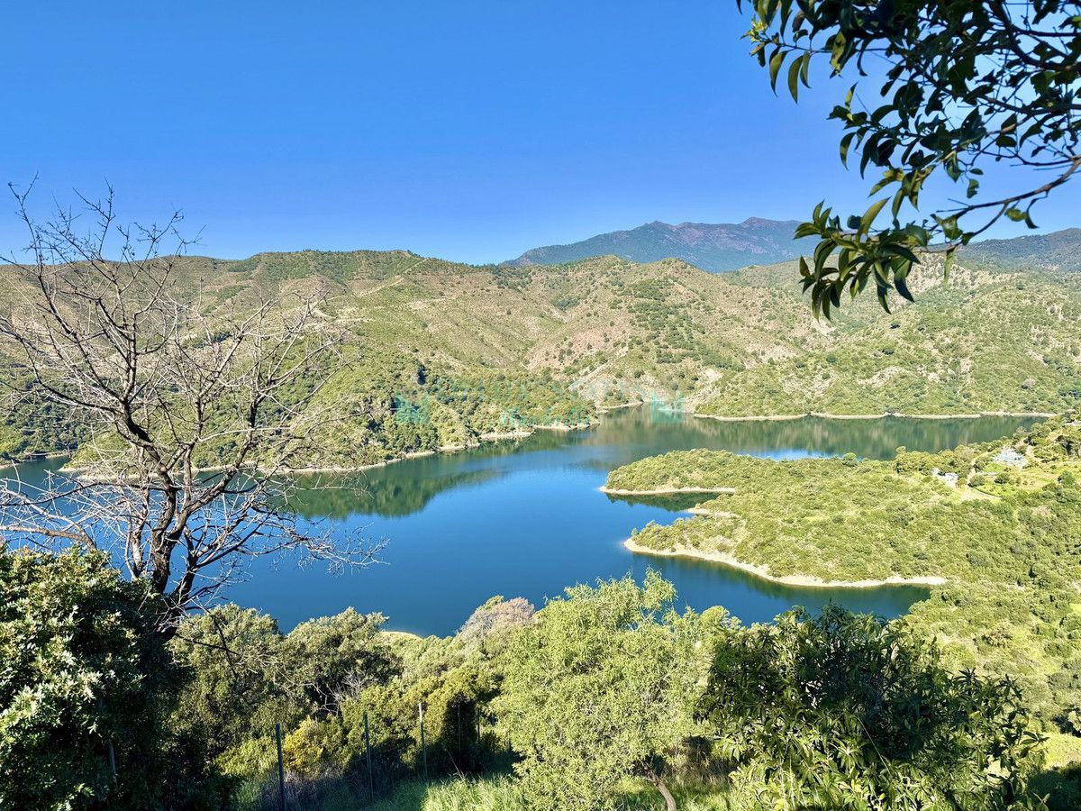 Villa en venta en Istan