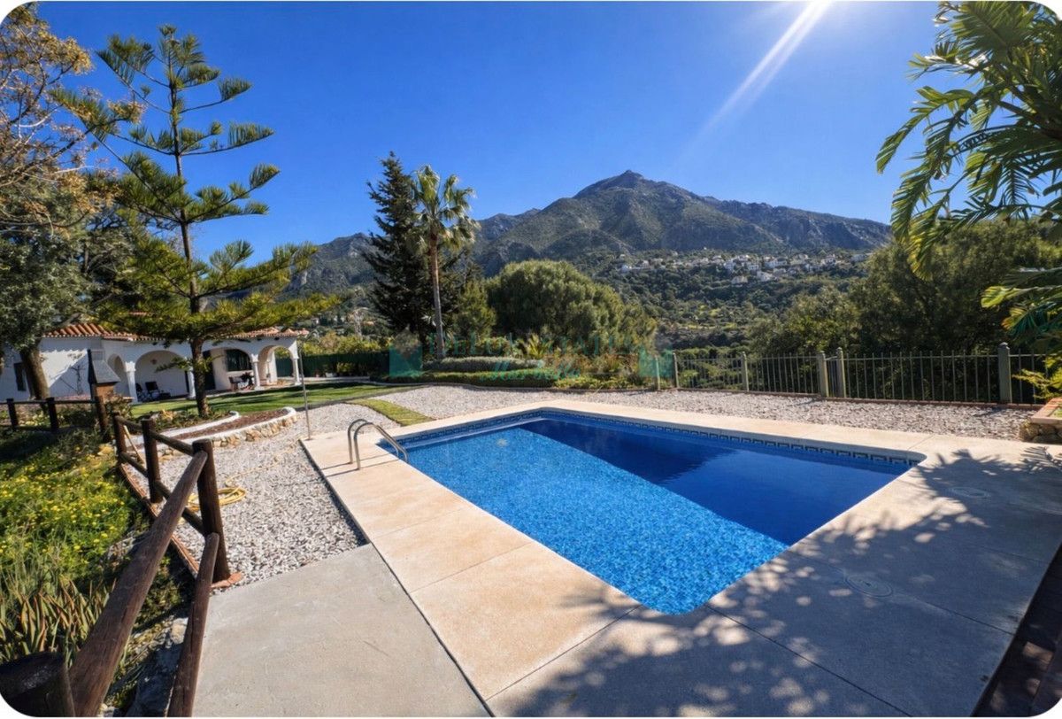 Villa en venta en Istan