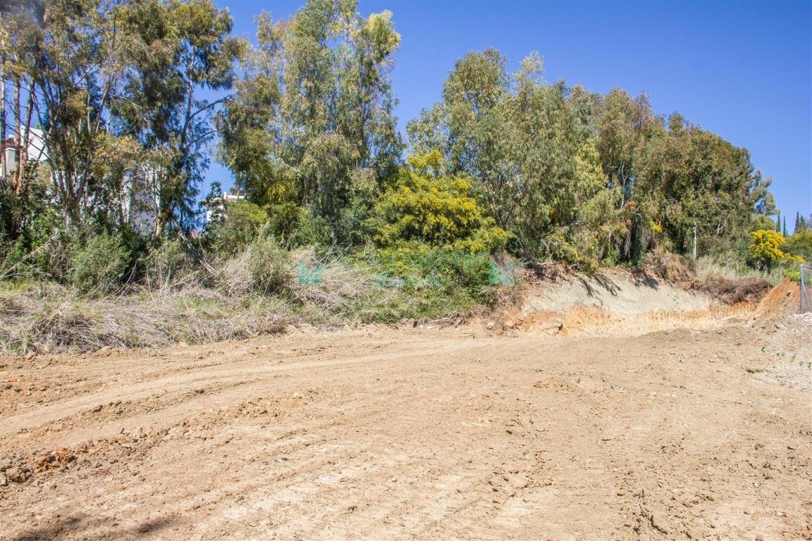 Parcela Residencial en venta en Benahavis