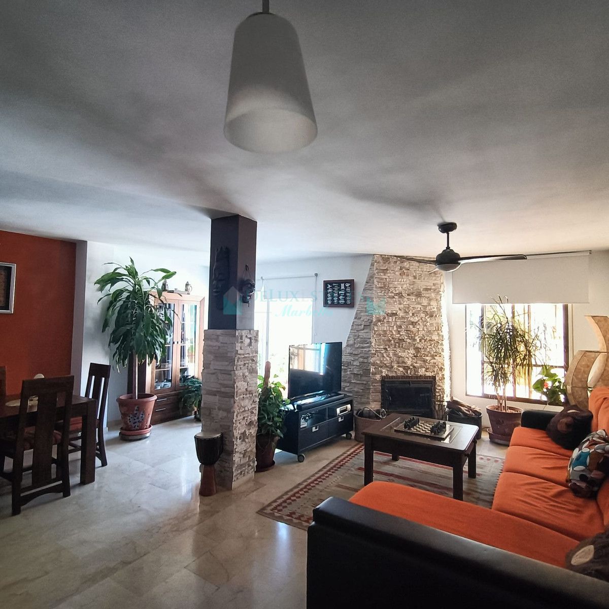 Town House for sale in Estepona