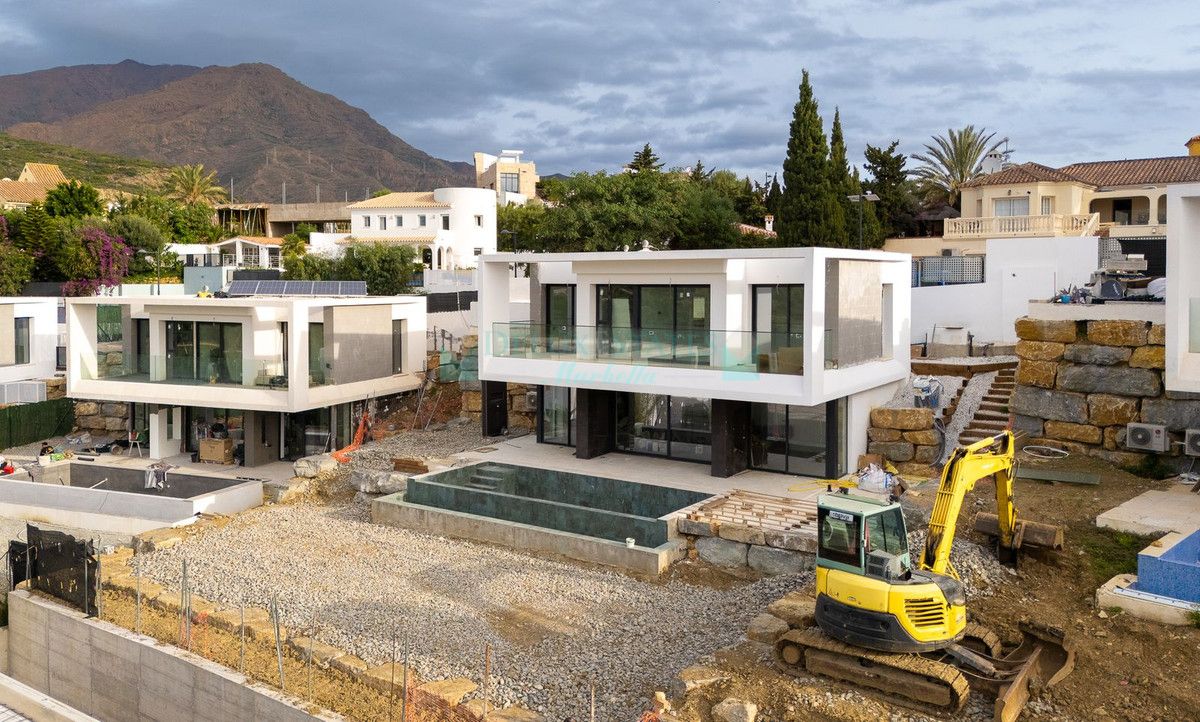 Villa en venta en Valle Romano, Estepona