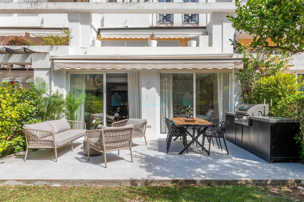 Apartamento Planta Baja en venta en Benahavis