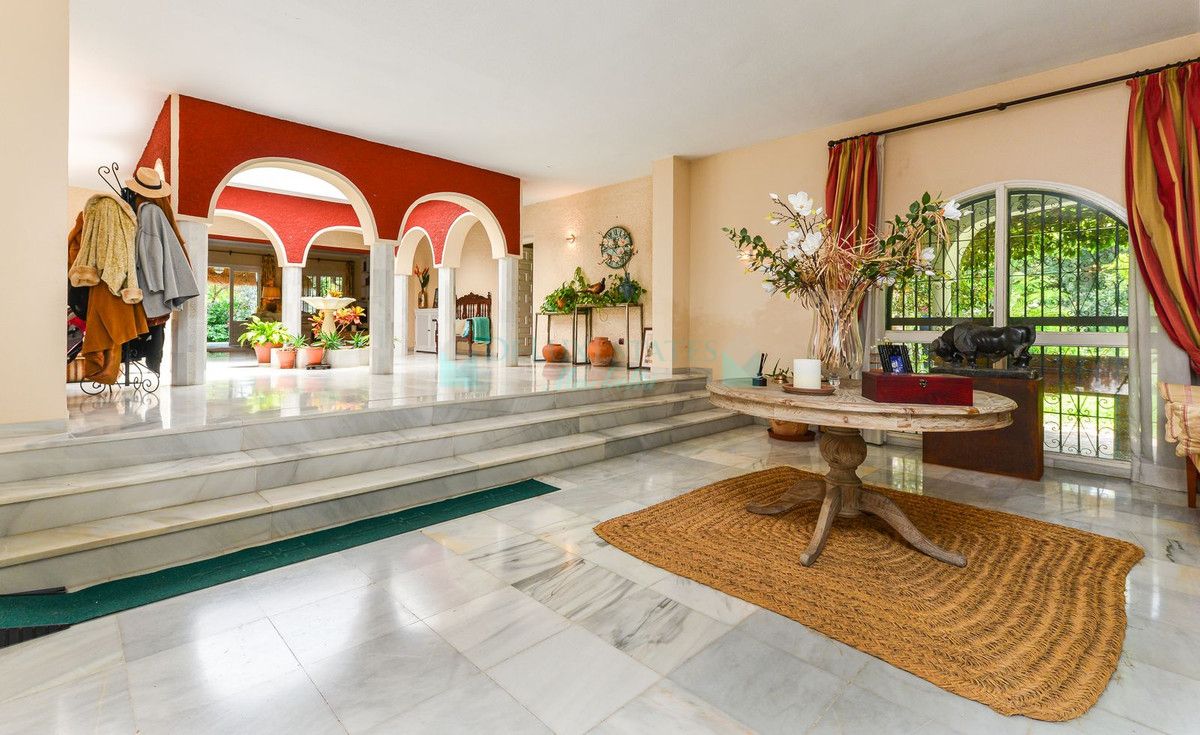 Villa for sale in Marbella