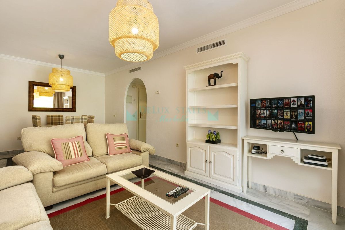 Apartment for sale in Nueva Andalucia