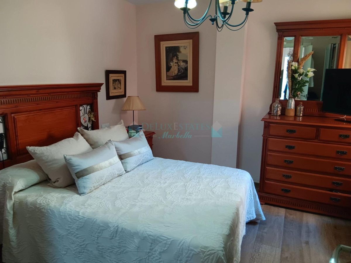 Ground Floor Apartment for sale in Estepona