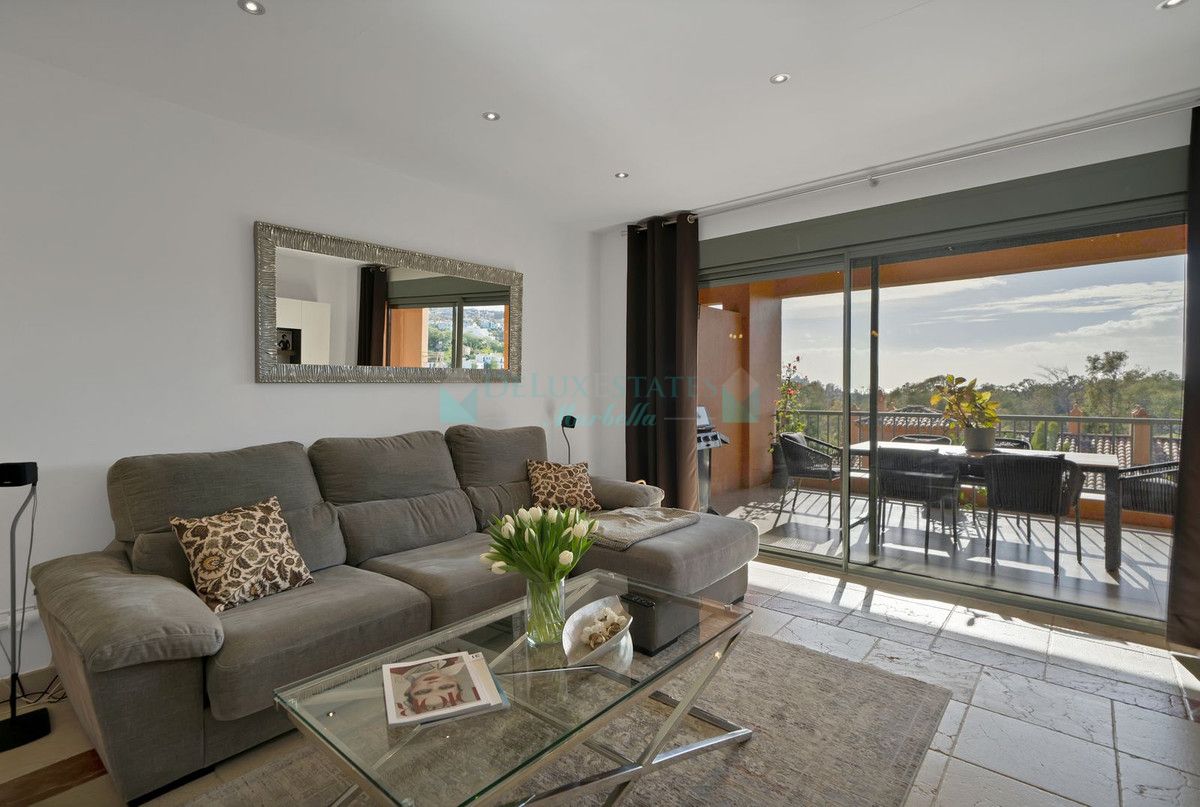 Apartment for sale in Atalaya, Estepona