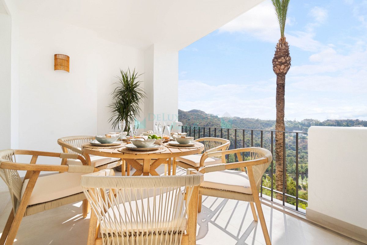 Apartment for sale in La Quinta, Benahavis