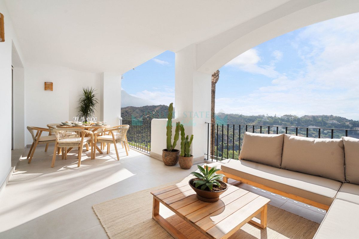 Apartamento en venta en La Quinta, Benahavis