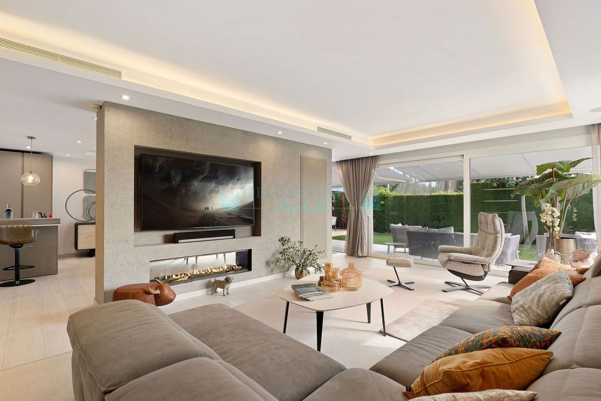 Villa en venta en Nueva Andalucia