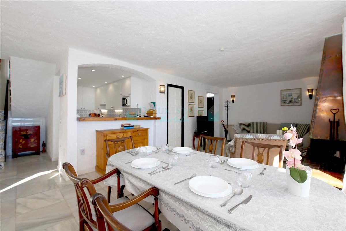 Town House for rent in Estepona
