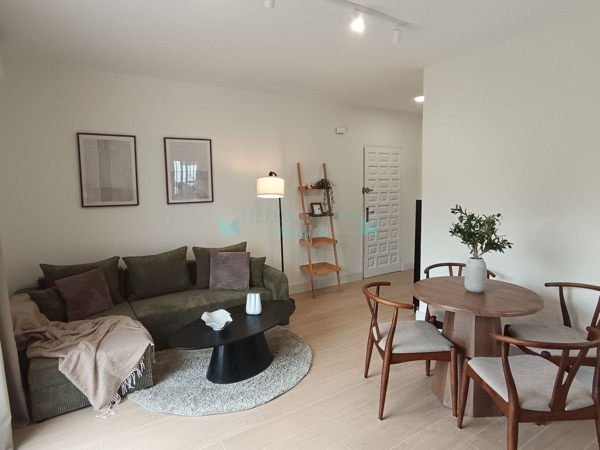 Penthouse for sale in New Golden Mile, Estepona