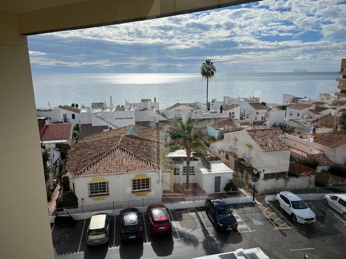 Apartamento en venta en Estepona