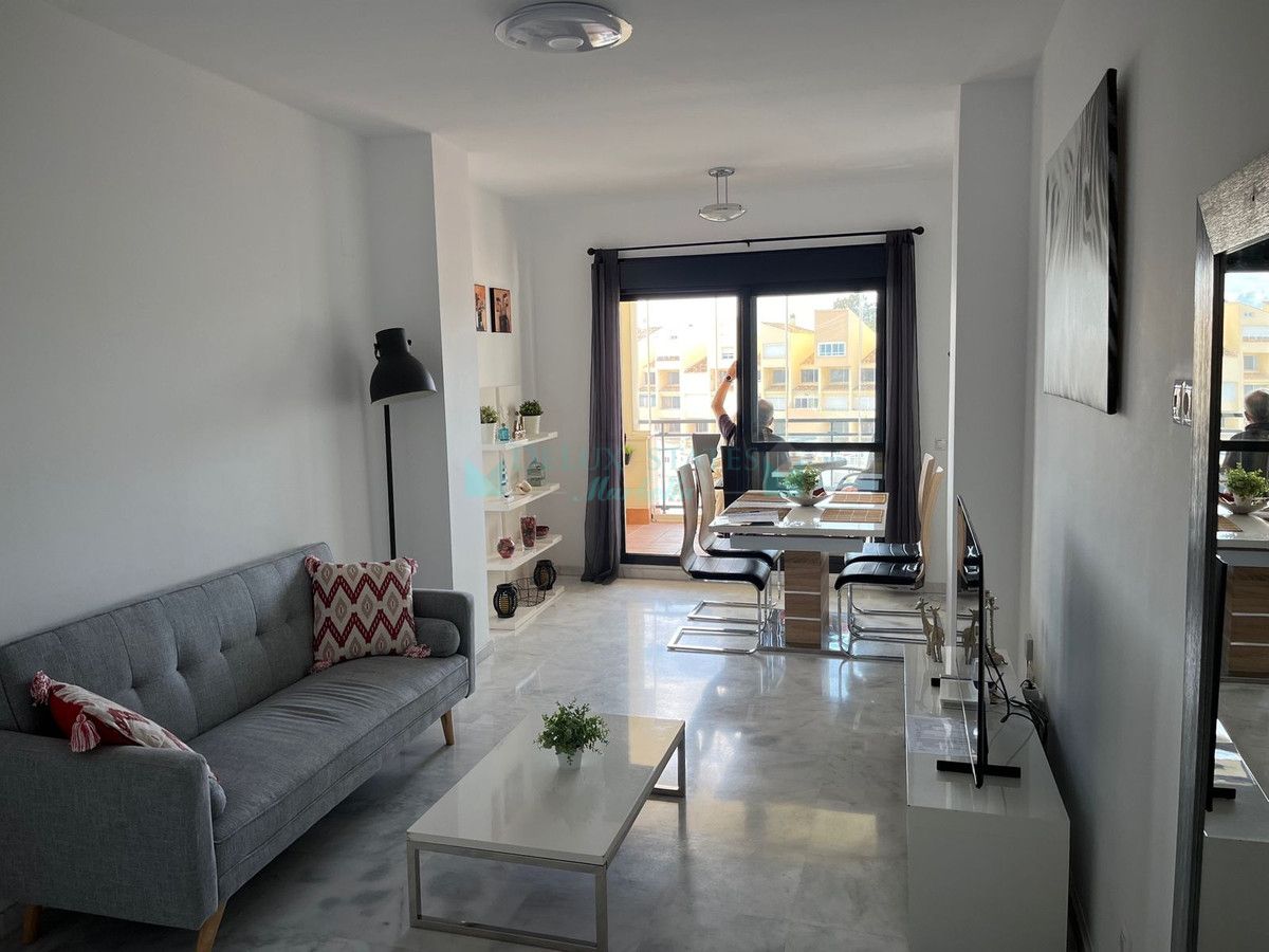 Apartamento en venta en Estepona