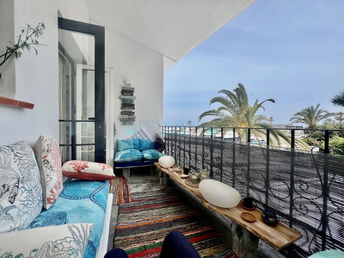 Ground Floor Apartment for sale in Cabopino, Marbella East