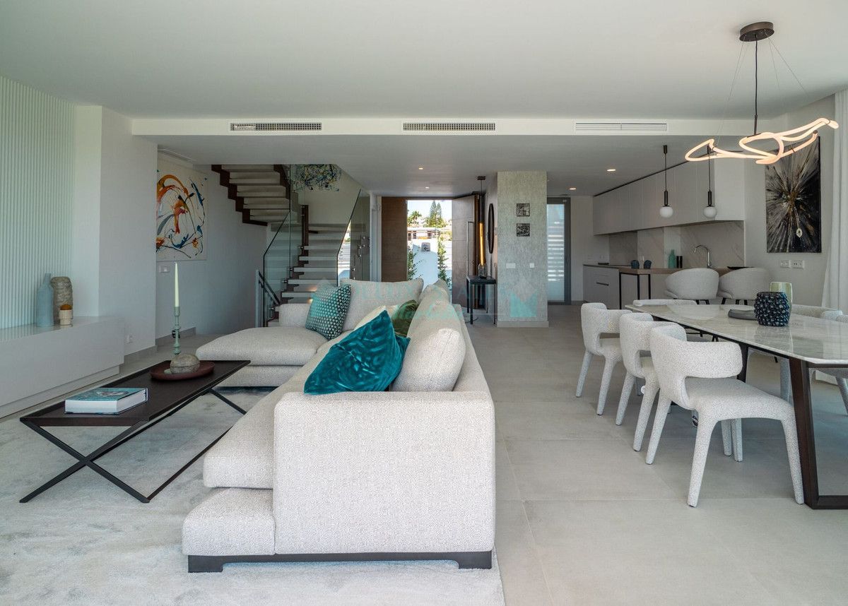 Villa Pareada en venta en Guadalmina Alta, San Pedro de Alcantara