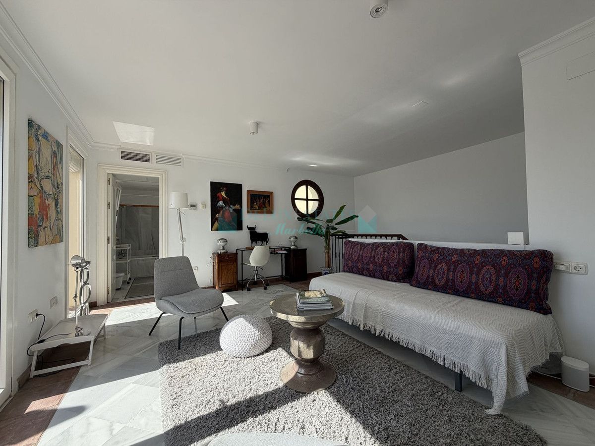 Town House for sale in La Heredia, Benahavis