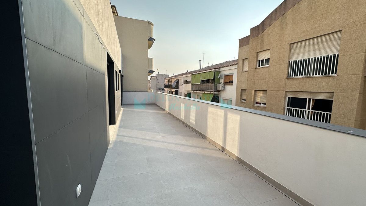 Penthouse for sale in Estepona