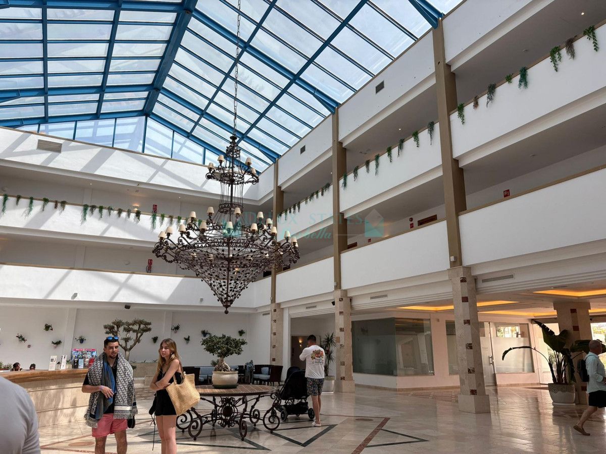 Ground Floor Apartment for sale in Los Flamingos, Benahavis