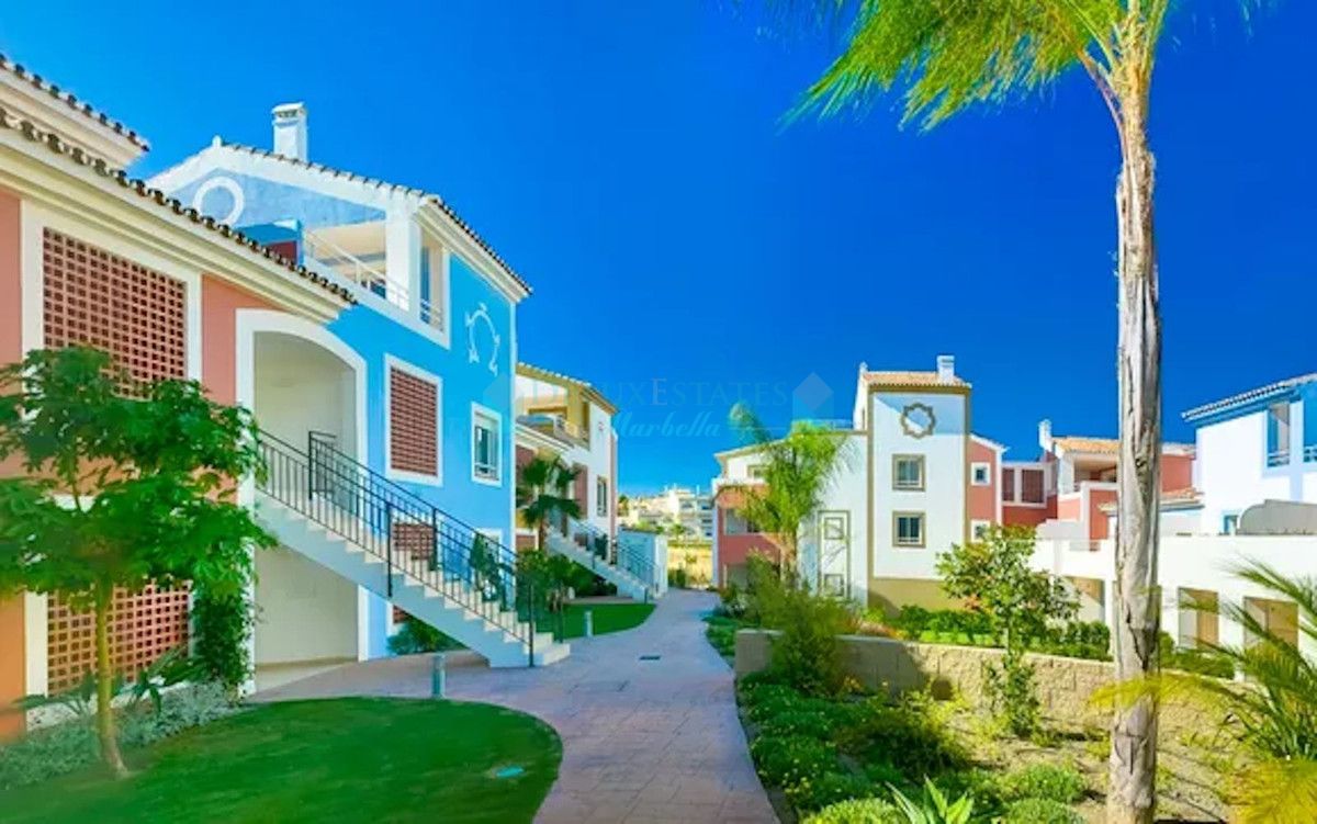 Apartamento Planta Baja en venta en El Paraiso, Estepona