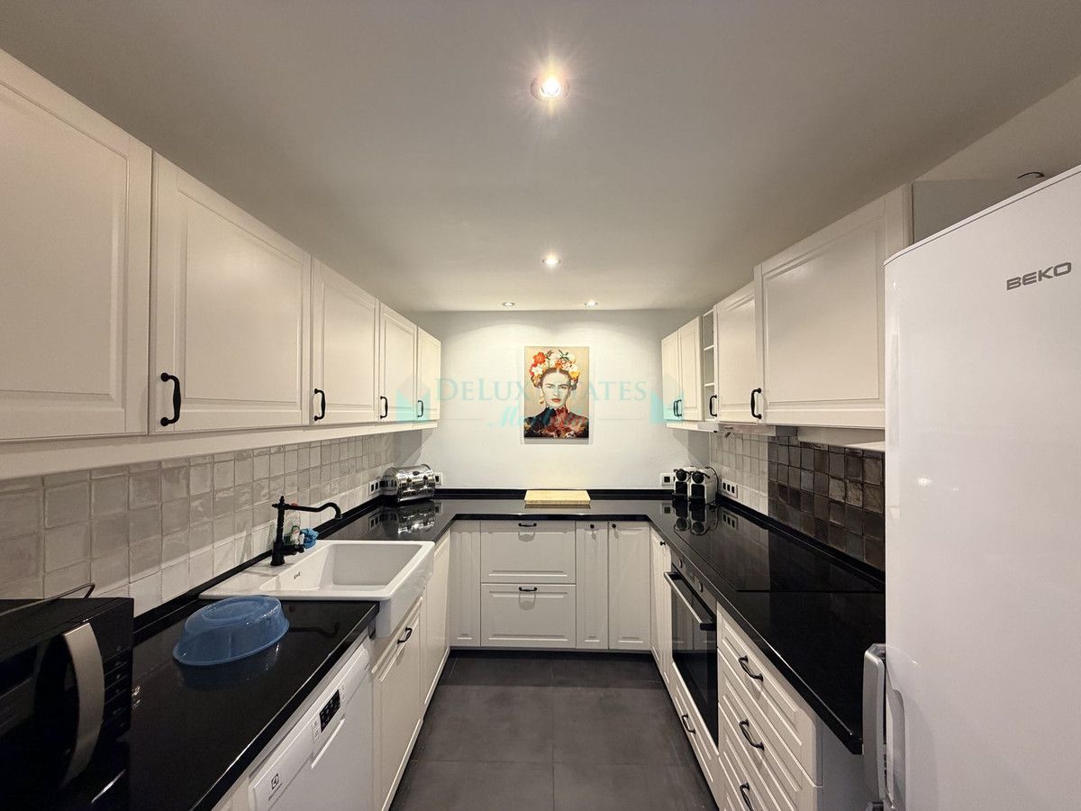 Ground Floor Apartment for rent in La Quinta, Benahavis