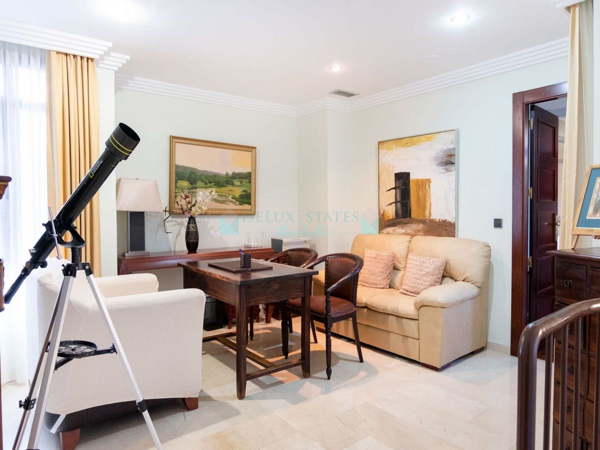 Villa Pareada en alquiler en Marbella - Puerto Banus