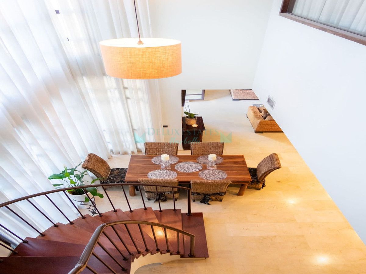 Villa Pareada en alquiler en Marbella - Puerto Banus