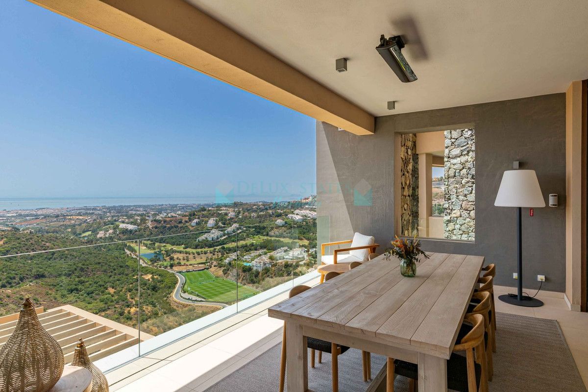 Apartamento en venta en La Quinta, Benahavis