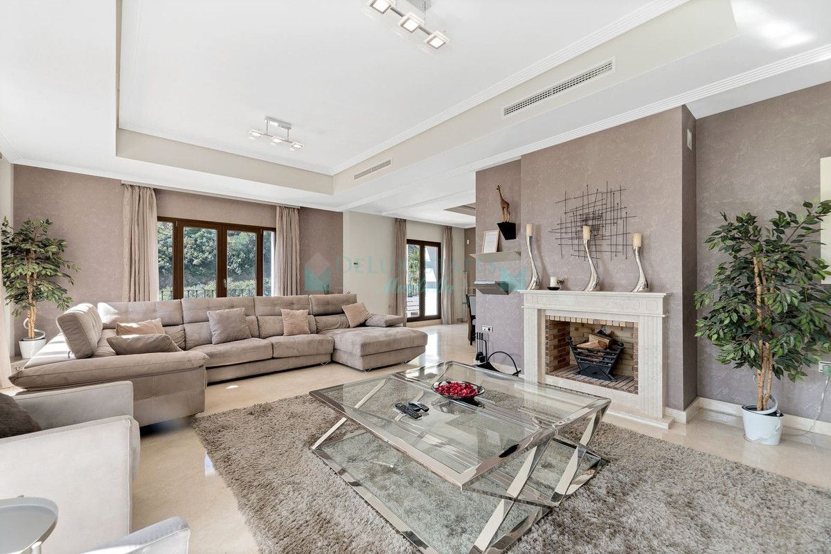 Villa en alquiler en Benahavis