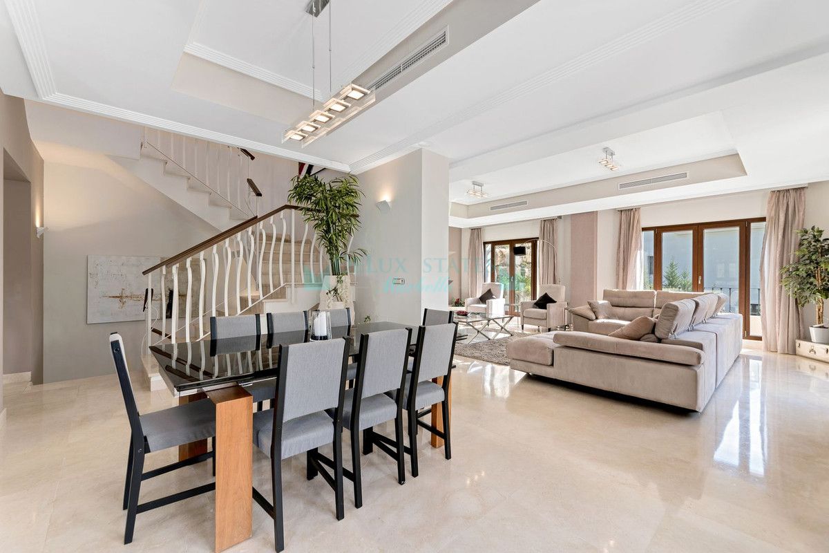 Villa en alquiler en Benahavis