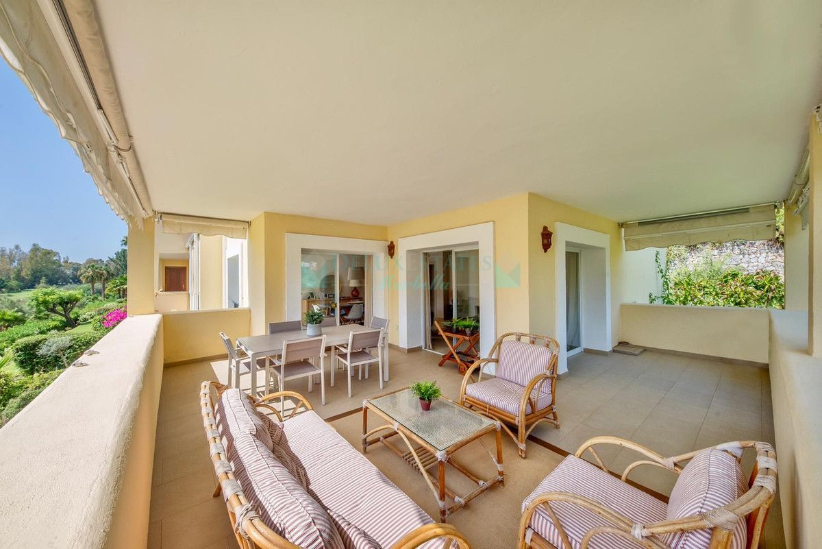 Apartment for sale in La Quinta, Benahavis