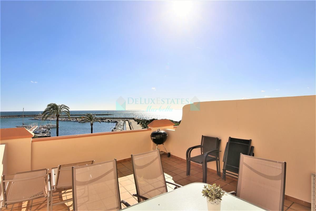 Town House for rent in Estepona